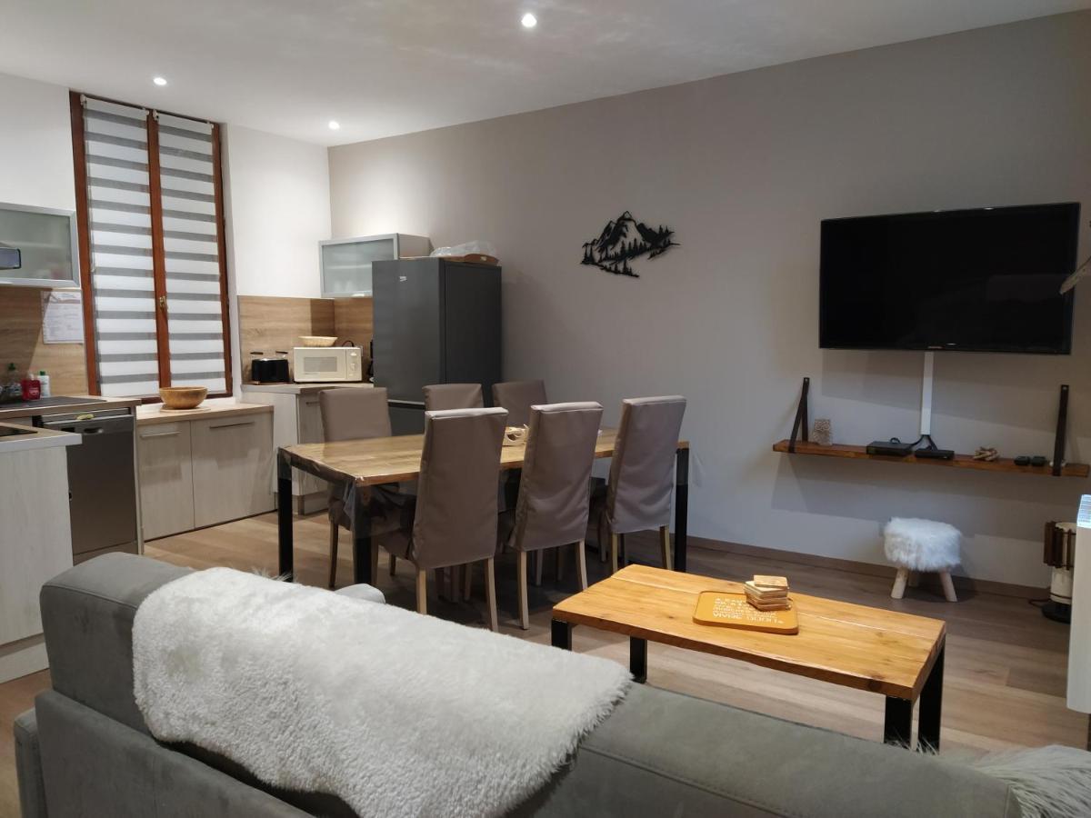 Logement Cosy 4/6 Pers - Quartier Historique Calme كوتيريه المظهر الخارجي الصورة